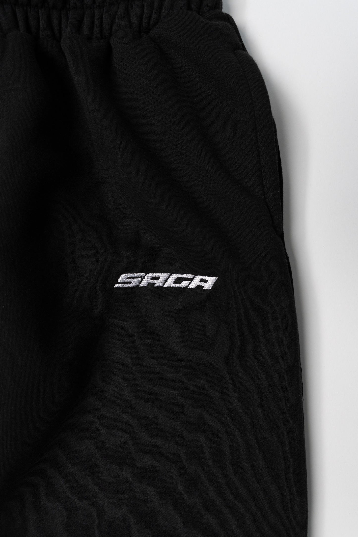 Black Saga Sweatpant
