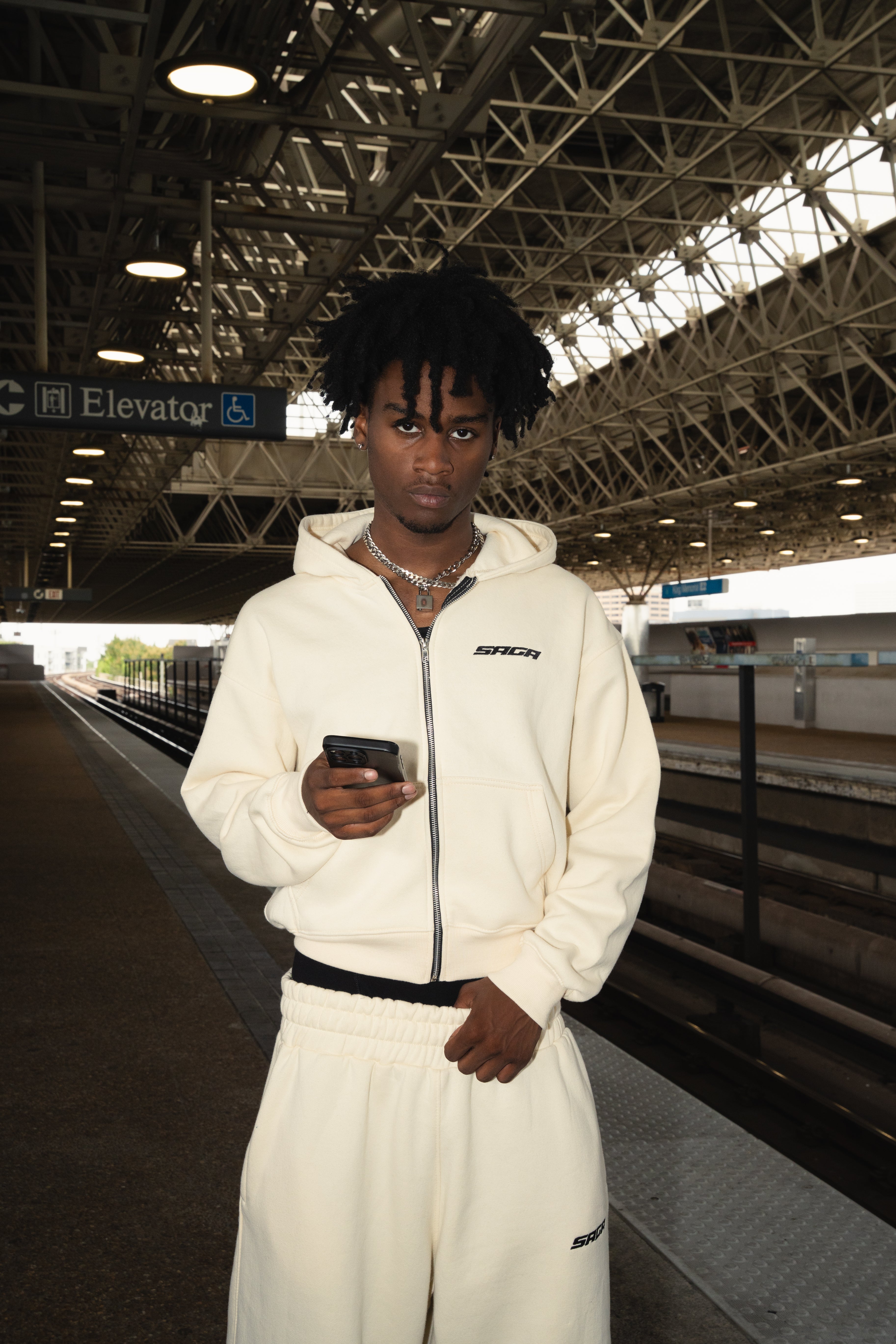 Crème Saga Zip-Up