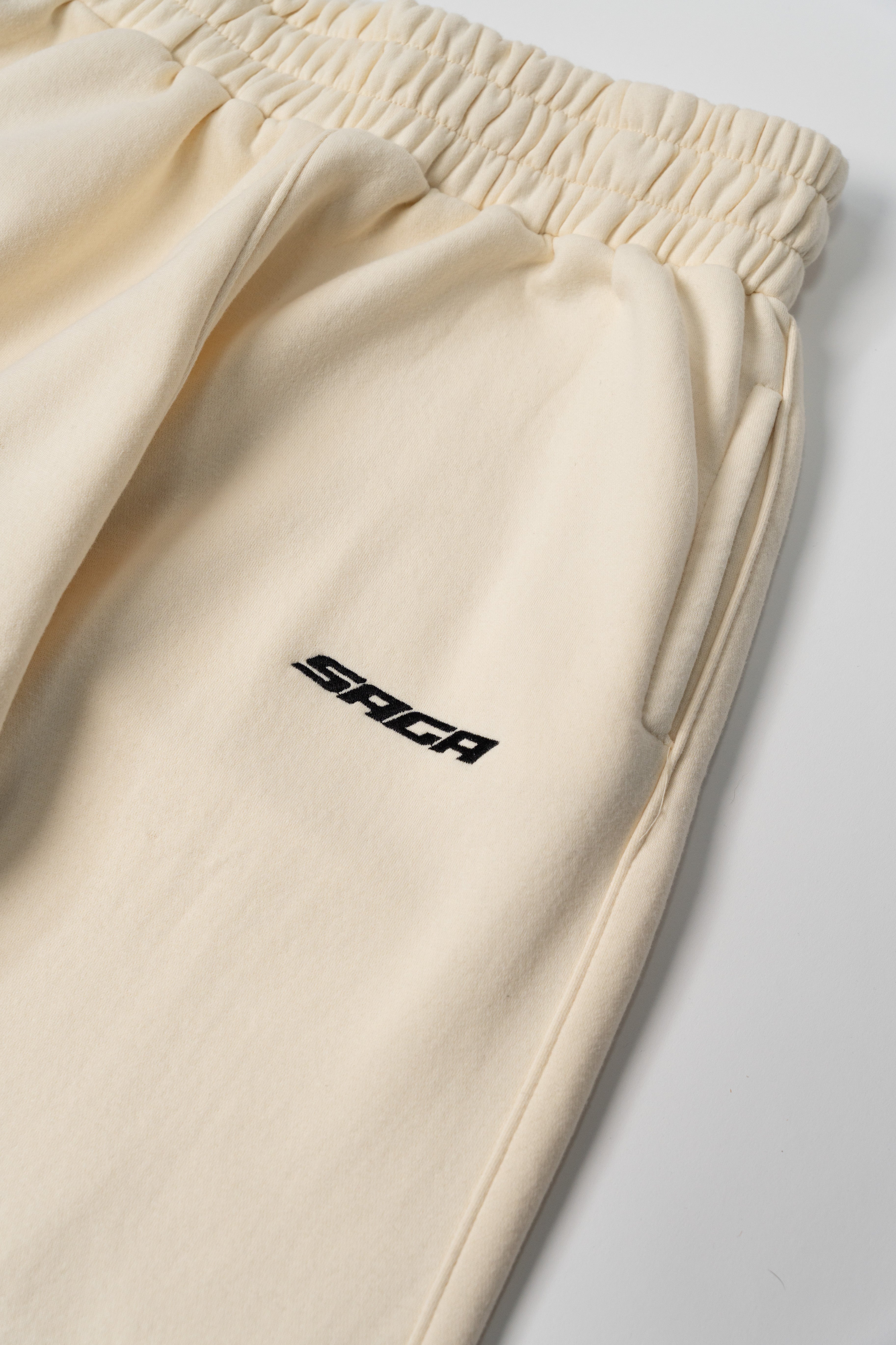 Crème Saga Sweatpant
